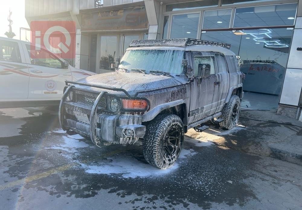 تويوتا إف جي كروزر